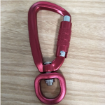 red dog accessories - swivel dog leash carabiner maker
